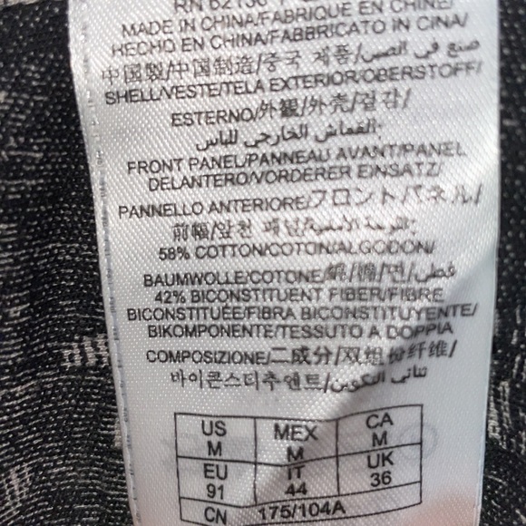 Black Vest - Picture 6 of 6